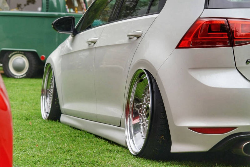 vw-mk7-golf-side-skirts-installed-rear-quarter-view