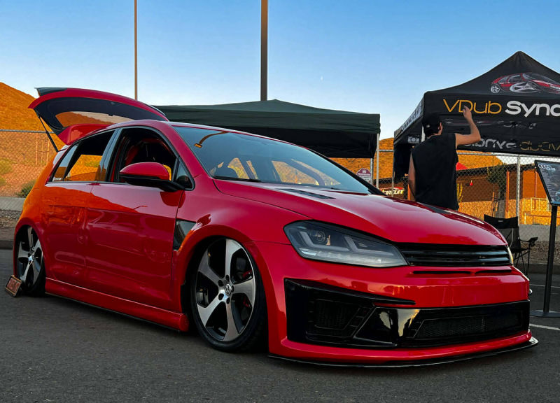 Volkswagen MK7 GTI with Optikwerks side skirts installed