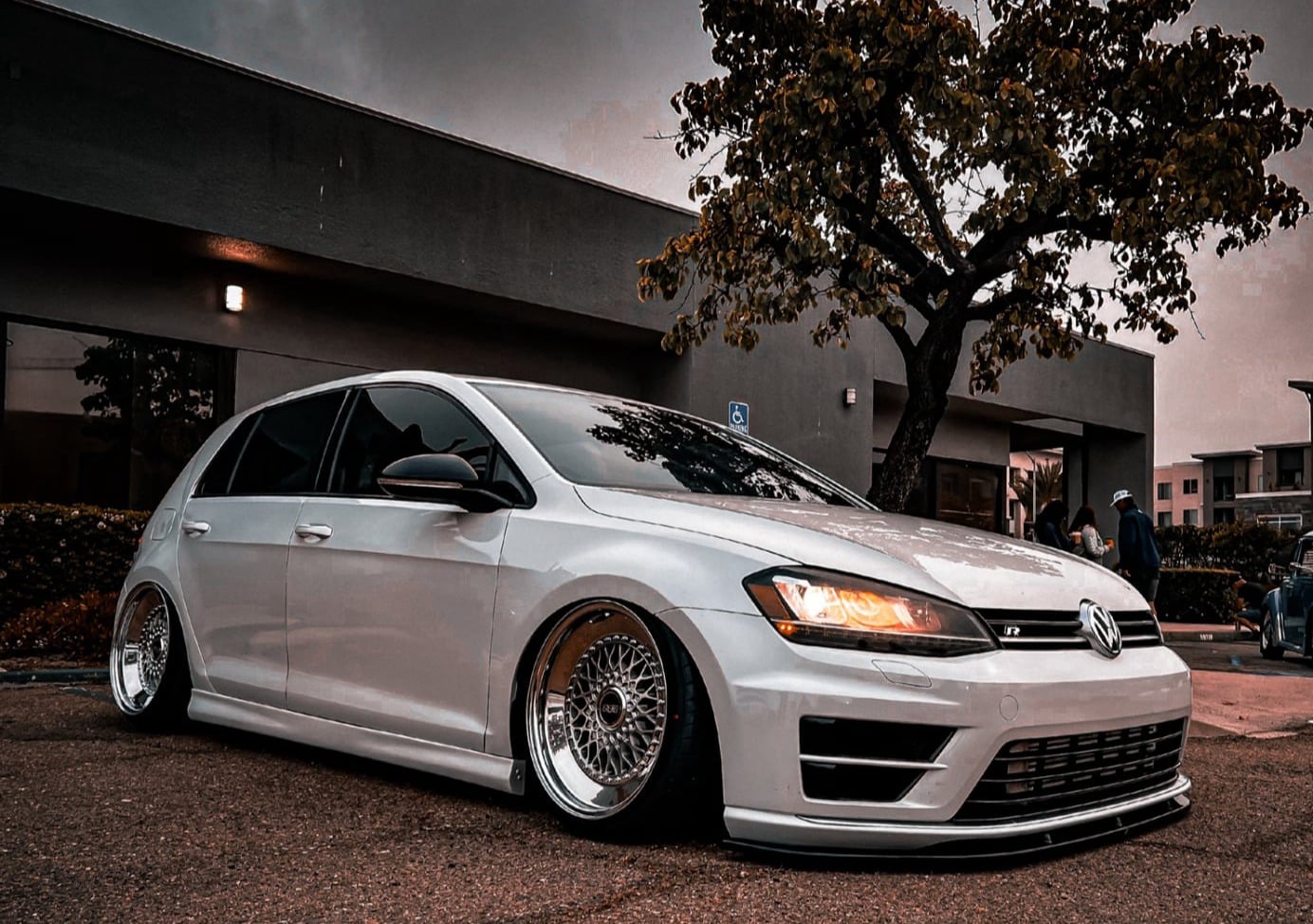 VW MK7 GTI Side Skirts