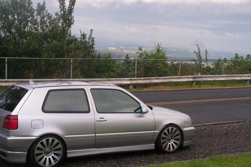Silver VW MK3 GTI / Golf with smoothed ABT style side skirts