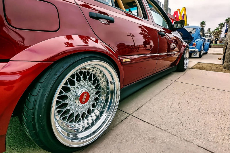 Volkswagen MK3 Golf widebody fender flare close up by Optikwerks