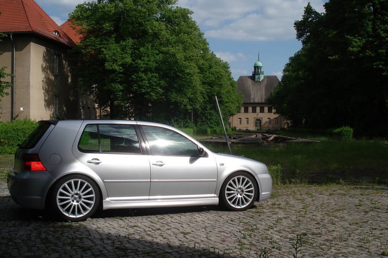 Four-door VW MK4 with R32 style side skirts