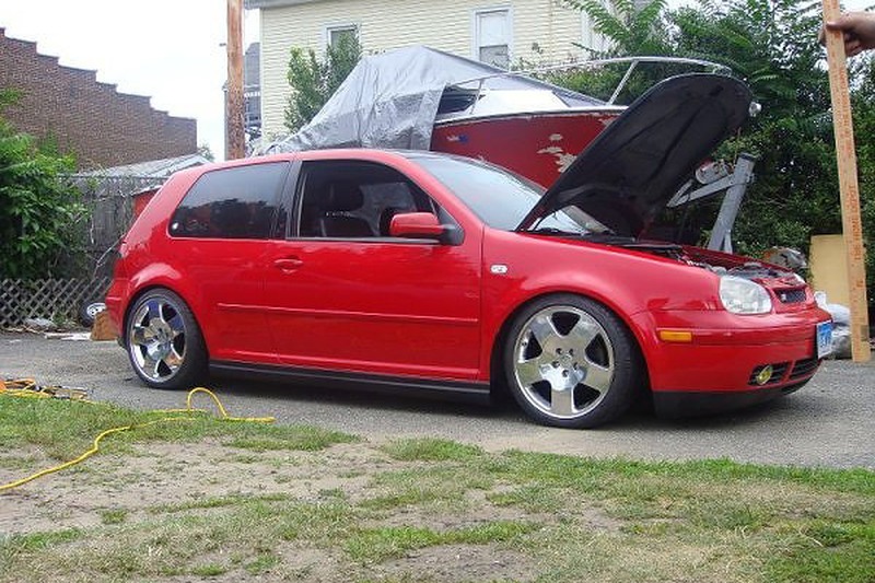 VW MK4 GTI with textured black side skirts