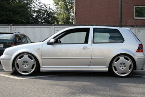 Silver Volkswagen MK4 Golf with Votex side skirts
