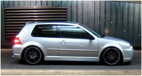 Volkswagen MK4 GTI Golf R32 side skirts installed