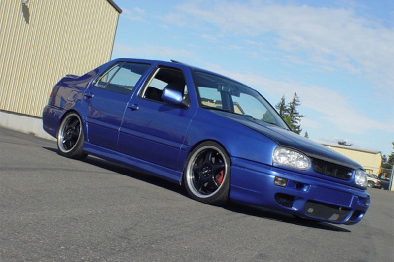 VW MK3 Jetta with ABT smoothed side skirts