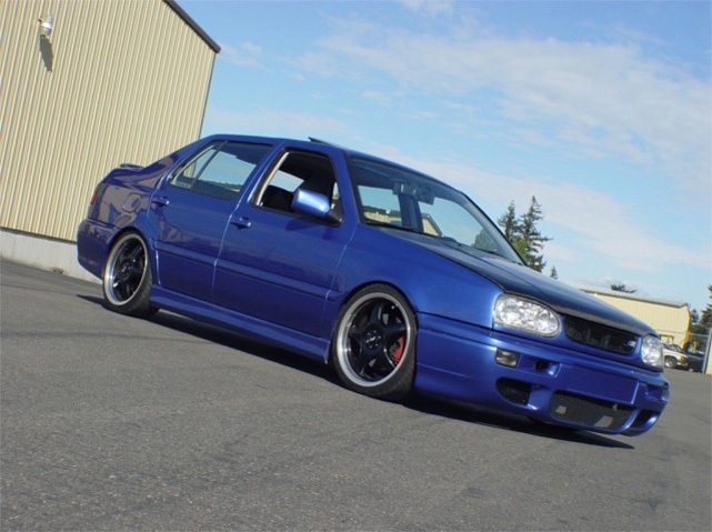 VW MK3 Jetta with ABT smoothed side skirts