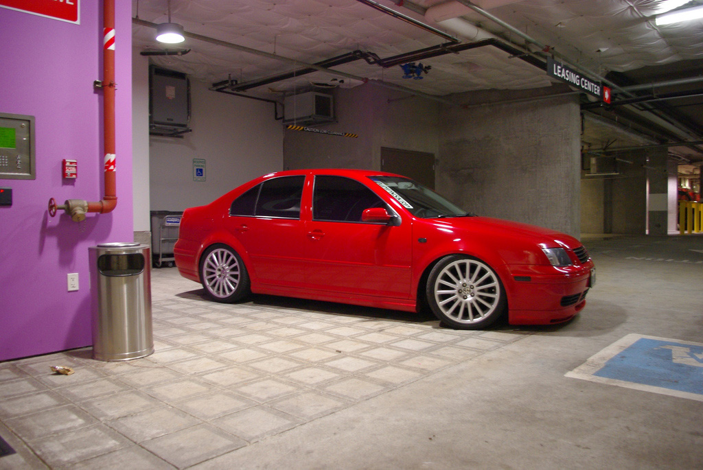 MK4 Jetta GLI side skirts installed