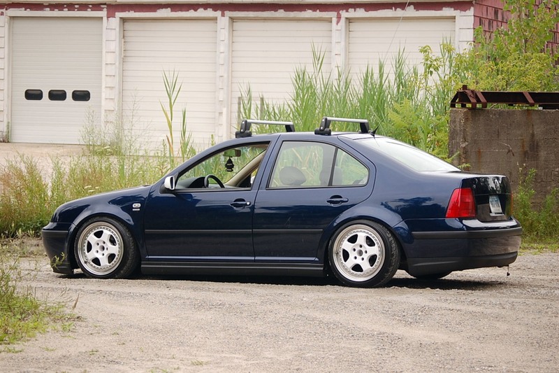 VW MK4 Jetta / Bora GLI textured side skirts
