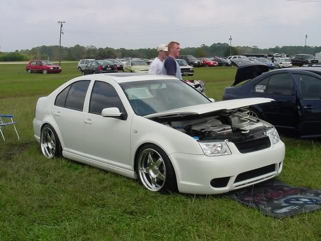 White Volkswagen MK4 Jetta / Bora platform with Votex style side skirts