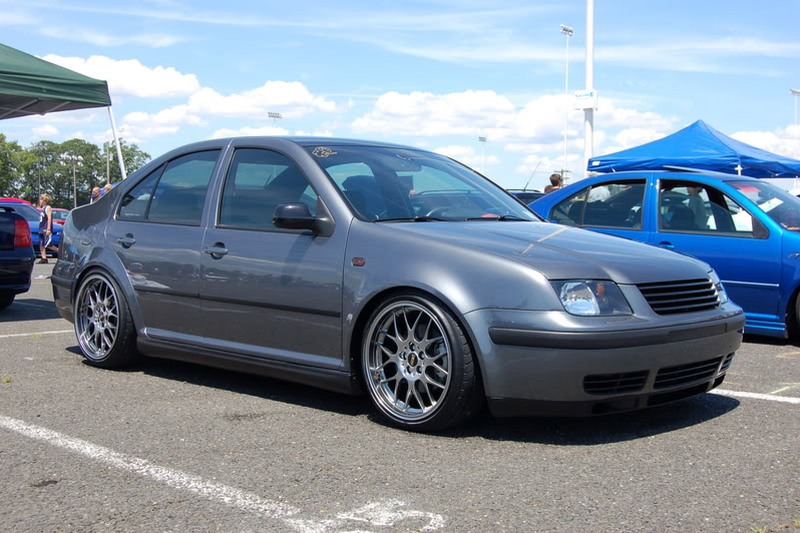 VW MK4 Jetta / Bora textured Votex side skirts